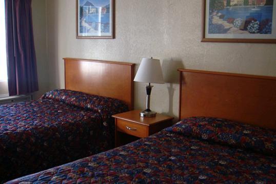 Knights Inn Santa Cruz Room photo